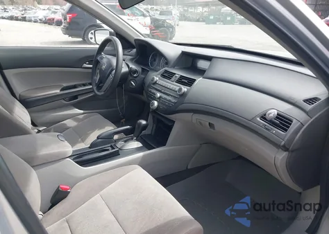 2010 Honda Accord Lx z USA, uszkodzony, nr VIN 1HGCP2F36AA021311